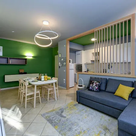 Desenzanoloft Official Partner Marriott Homes & Villas - Green Family Apartment With Private Box Parking Desenzano del Garda Exterior photo