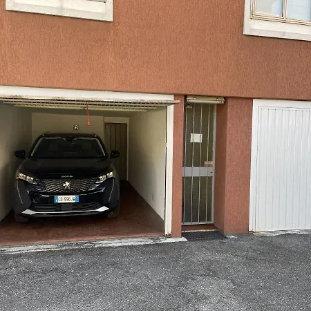 Desenzanoloft Official Partner Marriott Homes & Villas - Green Family Apartment With Private Box Parking Desenzano del Garda Exterior photo
