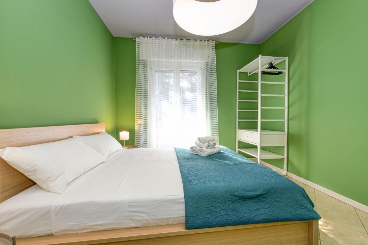 Apartment Desenzanoloft Official Partner Marriott Homes & - Family With Private Box Parking Desenzano del Garda